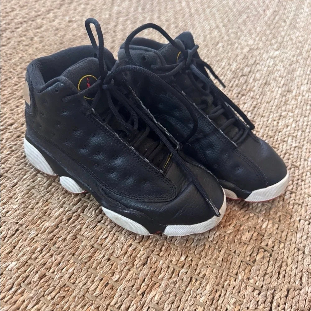 GUC Boys sz13 Nike Kids White and Black High-Top Sneakers Pair